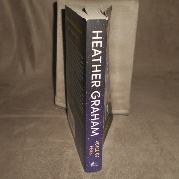 Voice of Fear by Heather Graham Paperback 2022 Krewe of Hunters #38 - Picture 2 of 7